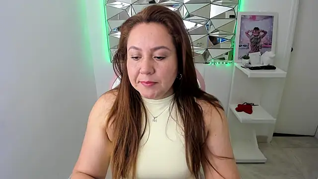 camixxx m online show from 11/01/25, 12:32