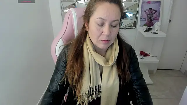 camixxx m online show from 10/18/25, 12:29