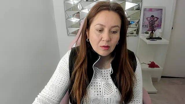 camixxx m online show from 10/29/25, 12:26