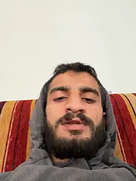 Snapshot of Ylcn11 chatting on 11/14/25, 10:41 Ylcn11 online show from 11/14/25, 10:41