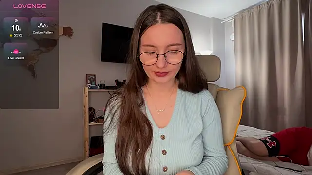 wwow meow online show from 10/11/25, 06:36