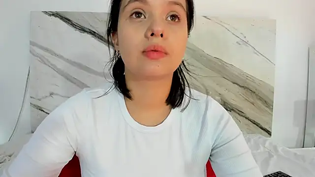 thamiina  online show from 10/30/25, 07:00