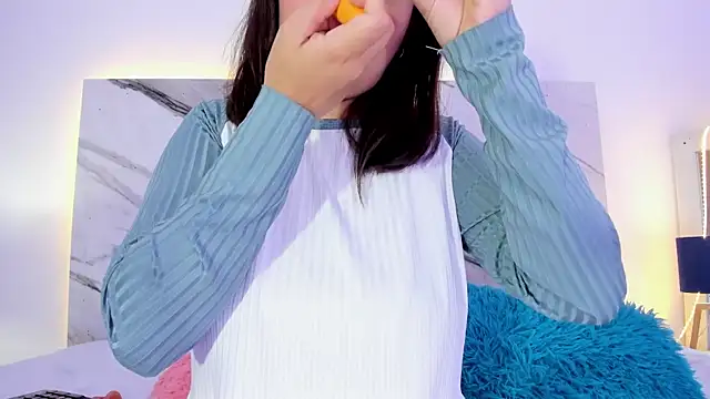 thamiina  online show from 01/13/26, 10:35