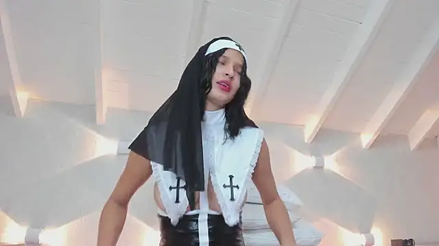 Princesita Sofia  online show from 11/05/25, 09:18