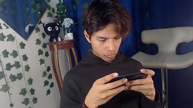 Kaoriimatsuii online show from 12/17/25, 09:25