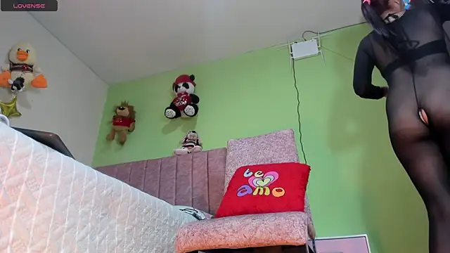 hot Dariana pantyhose online show from 12/05/25, 12:59