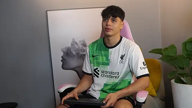 Ethan occonor online show from 11/01/25, 12:54