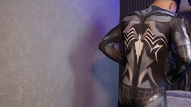 Ethan occonor online show from 10/31/25, 12:24