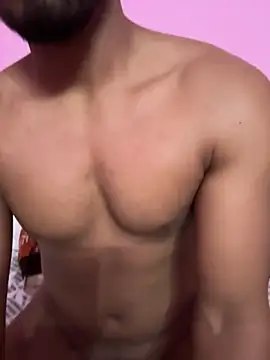 musclar boy online show from 12/18/25, 07:07