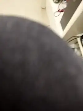 guridosul051 online show from 10/21/25, 11:53