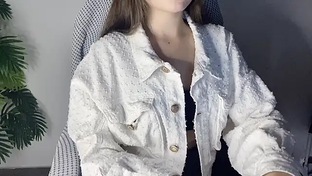 Snapshot of LiLi_Sweetie chatting on 11/03/25, 02:39 LiLi Sweetie online show from 11/03/25, 02:39