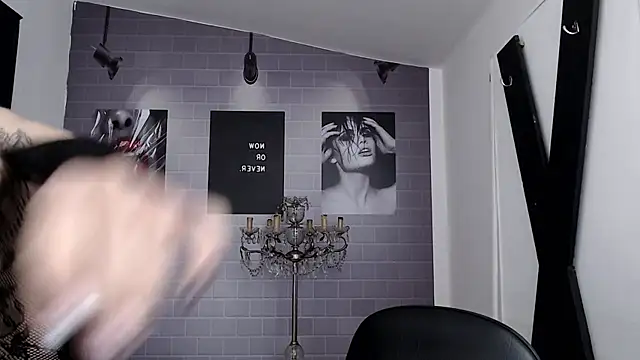 aleesha cameron02 online show from 10/24/25, 12:37