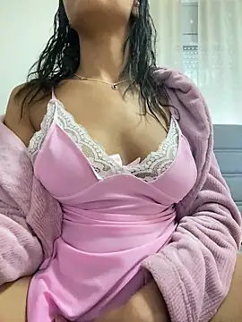 Snapshot of zipriangel chatting on 02/27/26, 10:15 zipriangel online show from 02/27/26, 10:15