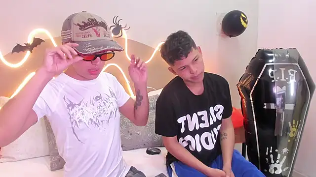 Enrrixxx  online show from 10/26/25, 07:25