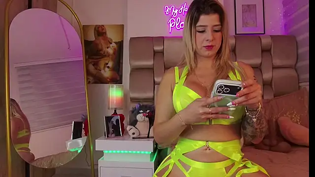 XXMILE online show from 11/18/25, 11:57