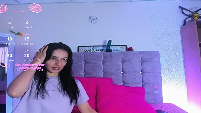 karol rose online show from 11/12/25, 01:37