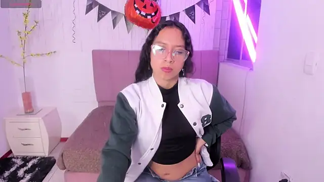 anna moon11 online show from 10/24/25, 04:55