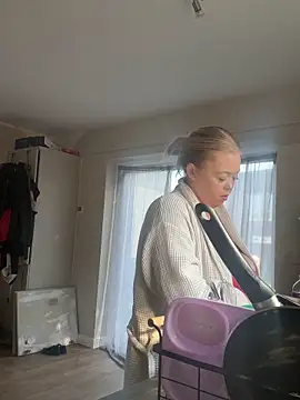 KaylaTrudi online show from 09/25/25, 08:31