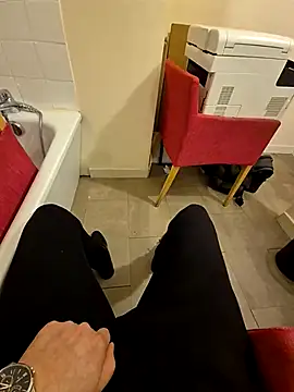 Snapshot of Beurcho69 chatting on 02/11/26, 03:34 Beurcho69 online show from 02/11/26, 03:34