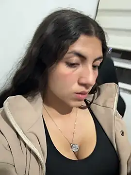 arieel  722 online show from 12/05/25, 04:44