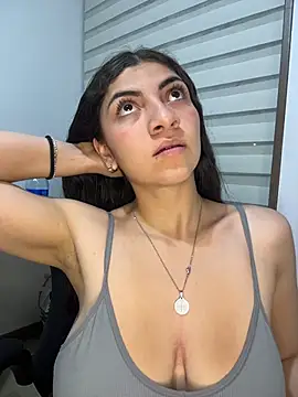 arieel  722 online show from 10/20/25, 03:41