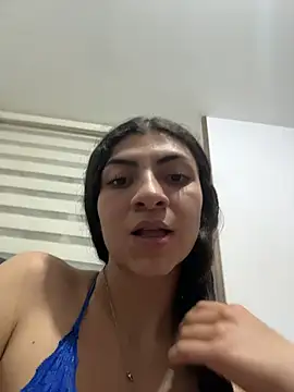 arieel  722 online show from 10/29/25, 04:44