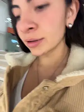 arieel  722 online show from 10/23/25, 03:05