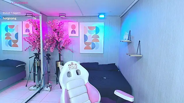 Maggy t18 online show from 06/28/26, 03:07