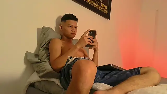 Twinkcock22 online show from 10/26/25, 12:55