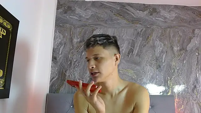 Twinkcock22 online show from 04/08/26, 07:59