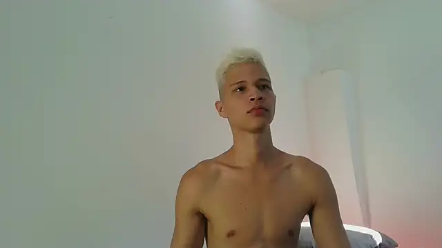 Twinkcock22 online show from 12/18/25, 12:53