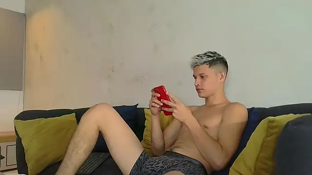 Twinkcock22 online show from 03/05/26, 02:52