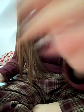 PhuongNhi21 online show from 12/02/25, 02:52