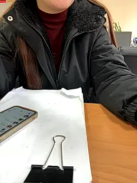 PhuongNhi21 online show from 11/28/25, 01:28