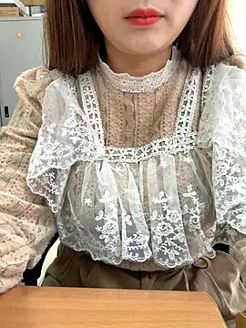 PhuongNhi21 online show from 10/25/25, 01:16