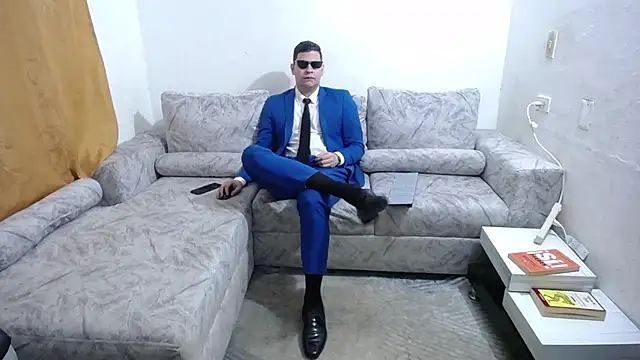 Victor Maitland online show from 10/05/25, 06:31