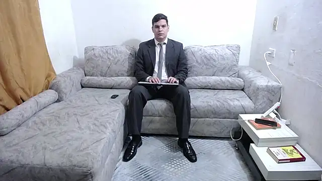 Snapshot of Victor_Maitland chatting on 06/06/26, 03:56 Victor Maitland online show from 06/06/26, 03:56