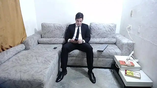 Victor Maitland online show from 03/10/26, 03:54