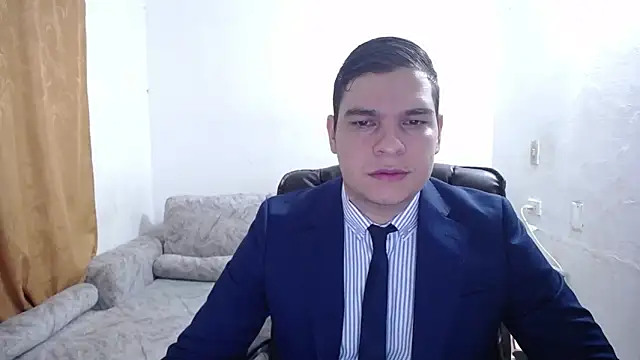 Snapshot of Victor_Maitland chatting on 06/17/26, 08:52 Victor Maitland online show from 06/17/26, 08:52