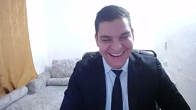 Victor Maitland online show from 12/02/25, 03:41