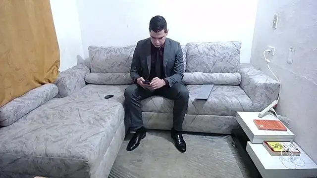 Victor Maitland online show from 10/15/25, 03:38