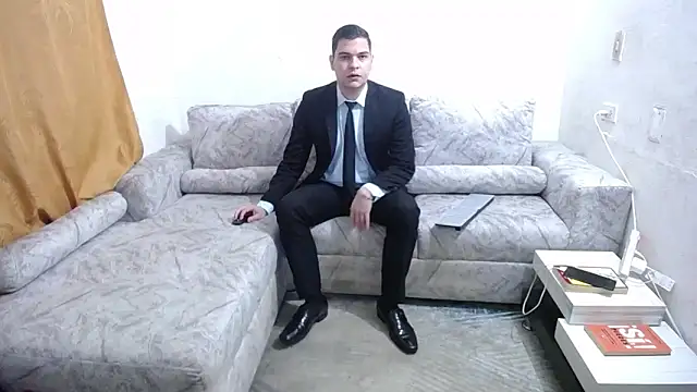 Victor Maitland online show from 11/28/25, 07:58