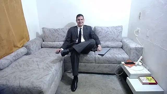 Victor Maitland online show from 10/24/25, 03:38