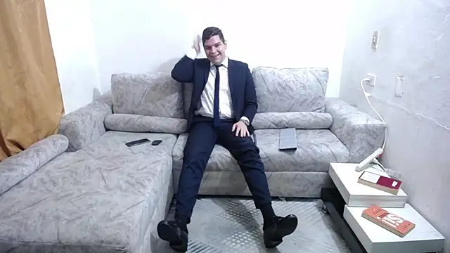 Snapshot of Victor_Maitland chatting on 06/21/26, 03:45 Victor Maitland online show from 06/21/26, 03:45