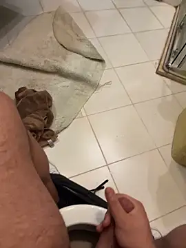 Snapshot of Mbidee chatting on 02/24/26, 06:53 Mbidee online show from 02/24/26, 06:53