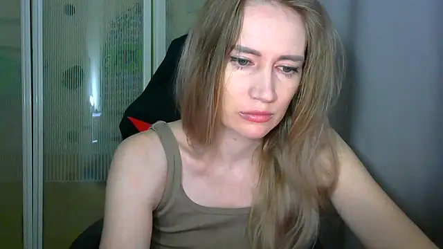 JessFoxxx online show from 03/25/26, 04:12