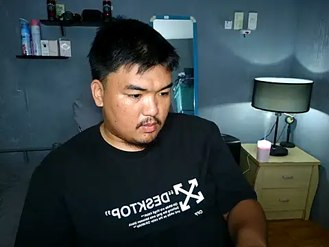 Snapshot of arthur_shelby2 chatting on 10/18/25, 02:57 arthur shelby2 online show from 10/18/25, 02:57