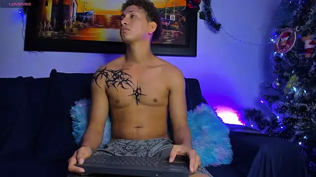 ECSTASYX2 2001 online show from 12/18/25, 05:23