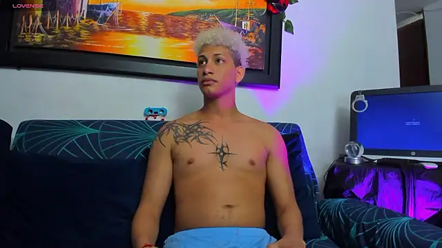 ECSTASYX2 2001 online show from 01/13/26, 03:54