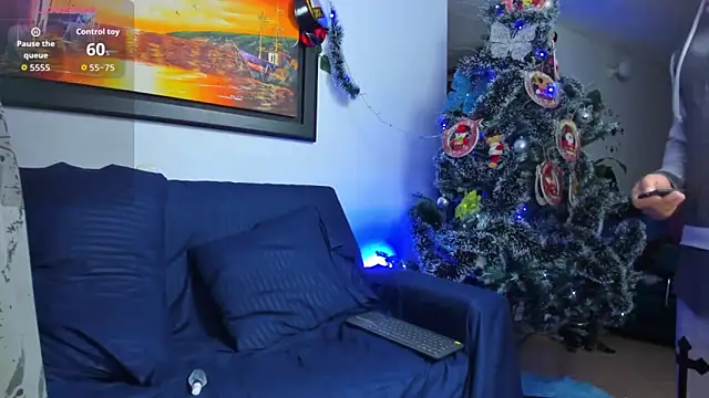 ECSTASYX2 2001 online show from 12/17/25, 05:12